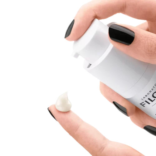 Filorga-OPTIM-EYES-contour-yeux-3_png.webp Filorga-OPTIM-EYES-contour-yeux-3_png.webp