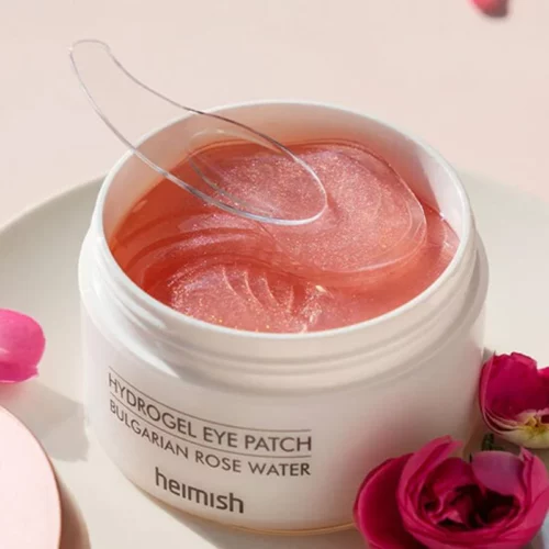BULGARIAN_ROSE_WATER_EYE_PATCH_2_-_550x725_-_HEIMISH__26095_900x