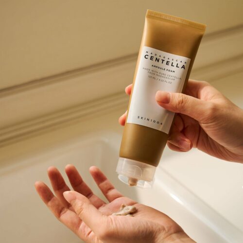 skin1004-cleanser-centella-ampoule-foam-38409123397878_1440x.jpg