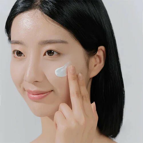 skin1004-madagascar-centella-hyalu-cica-water-fit-sun-serum-15ml-8809913830061-2756276.jpg