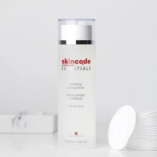 Skincode-Essentials-Daily-Care-Fortifying-Toning-Lotion-image2.webp